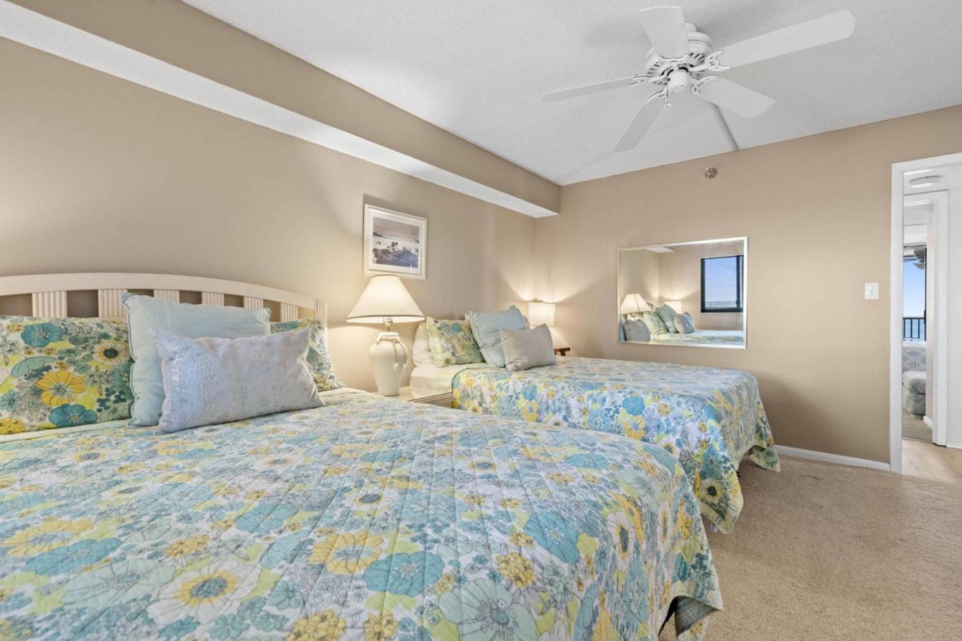 1208 Lighthouse Towers Villa Clearwater Beach Exterior photo